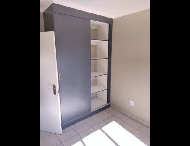 2 BEDROOM PROPERTY TO RENT IN DIE BULT
